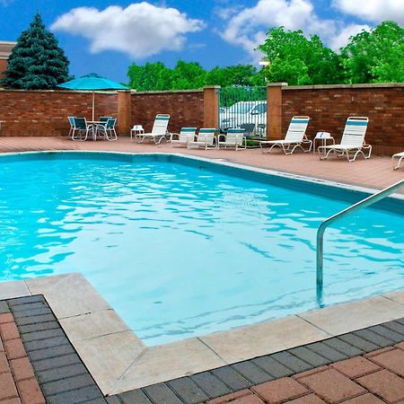 Courtyard By Marriott Niagara Falls Exterior photo