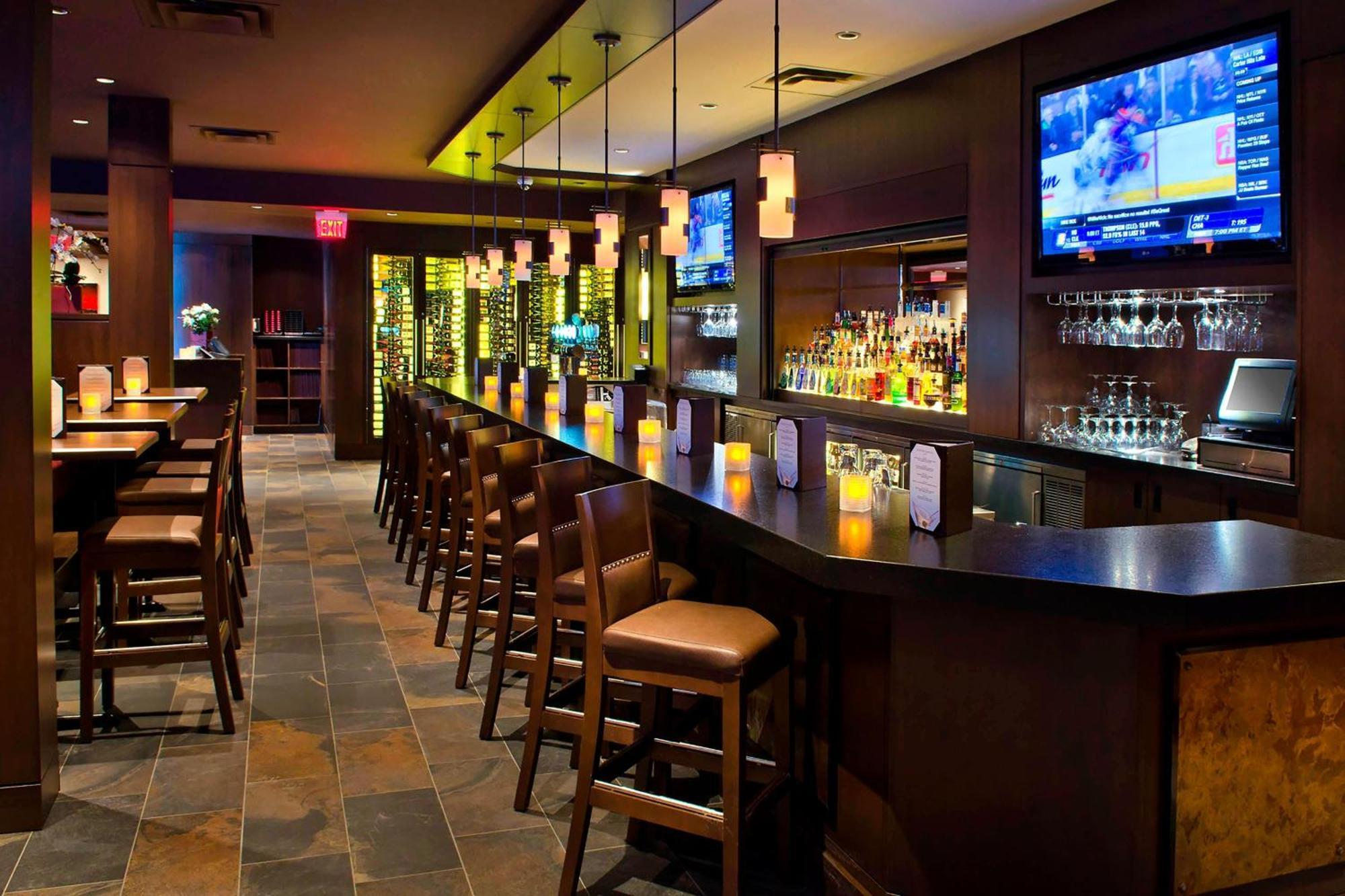 Courtyard By Marriott Niagara Falls Exterior photo